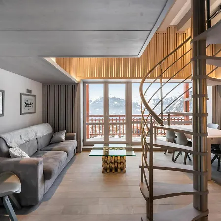 Appartement Renove Au Dernier Etage Avec Acces Pistes, 6 Personnes - Fr-1-563-65